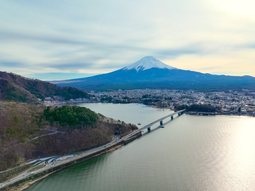 山梨　マジシャン