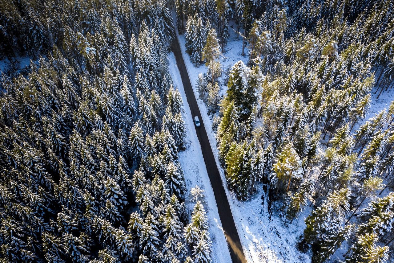 Veilig met de auto op je wintersportbestemming aankomen doe je zo...