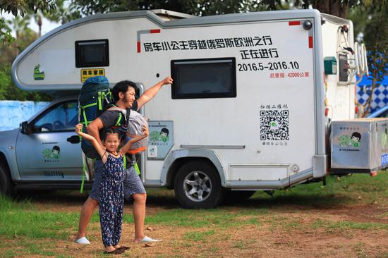 Couple tours 34 countries with 7-year-old in motorhome