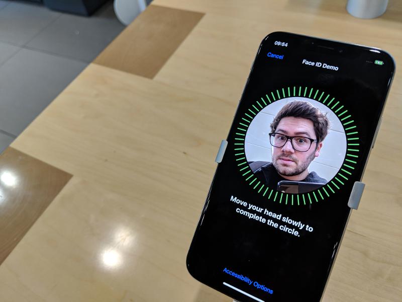 iPhone X review: Face ID