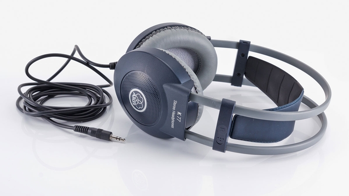 AKG K77 headphones review