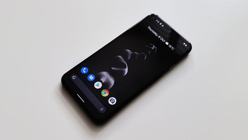 Google Pixel 5 on table 43