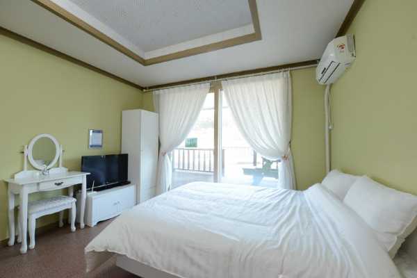 Daebudo(Yeongheungdo) Cheongho 2 Nights 1 Day Pets Friendly Pension 쿠폰