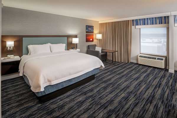 Hampton Inn Long Island/Commack Promo Code