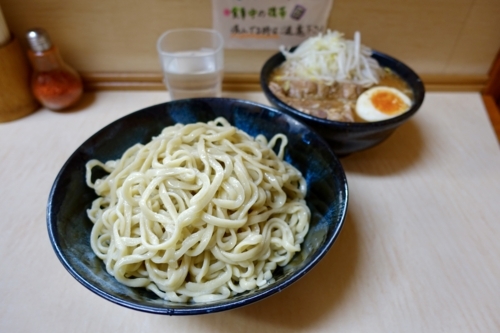 みそつけ麺・麺(800円)ひやもり