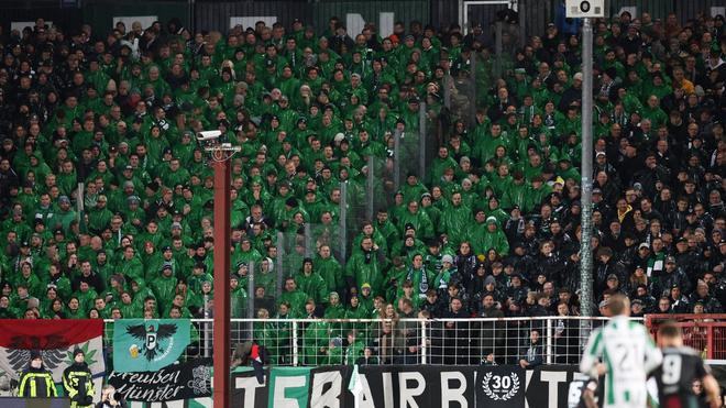 2. Fußball-Bundesliga: Bekommen ein moderneres Stadion: die Fans von Preußen Münster.