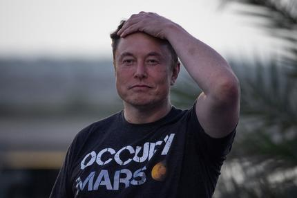 Elon Musk: SpaceX Chief Engineer Elon Musk takes part in a joint news conference with T-Mobile CEO Mike Sievert (not pictured) at the SpaceX Starbase, in Brownsville, Texas, U.S., August 25, 2022.