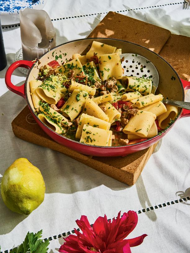 Pasta mit Thunfisch und Tomaten: Die Alles-ist-gut-Pasta