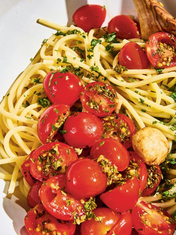 Spaghetti mit Tomaten: Das Abschiedsgeschenk des Sommers