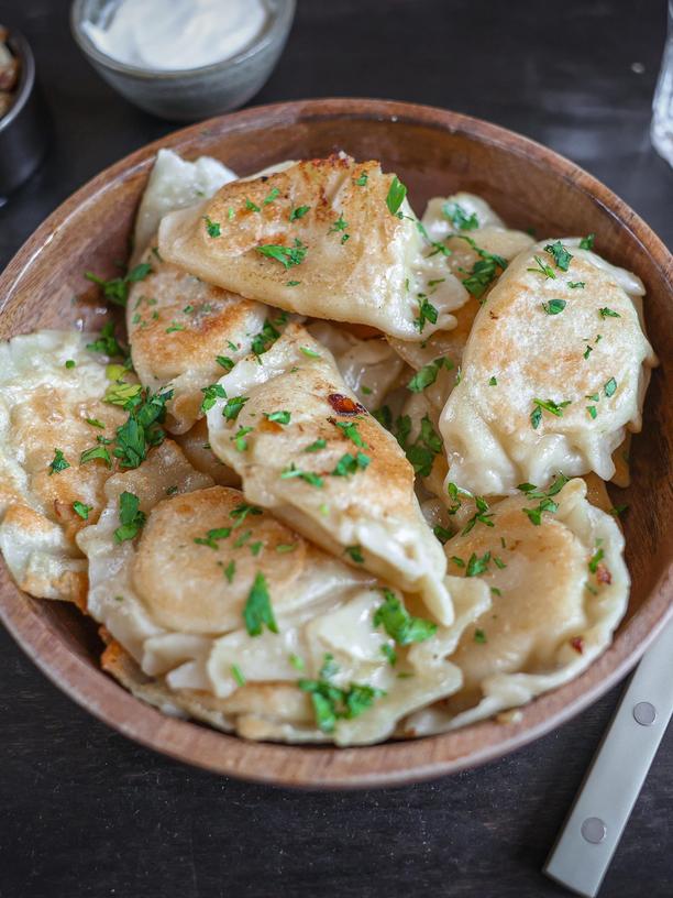 Piroggen mit Kartoffelfüllung: Piroggen mit Kartoffelfüllung