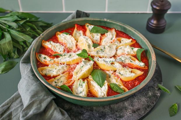 Conchiglioni mit Bärlauch-Ricotta: Muschelnudeln mit Bärlauch-Ricotta