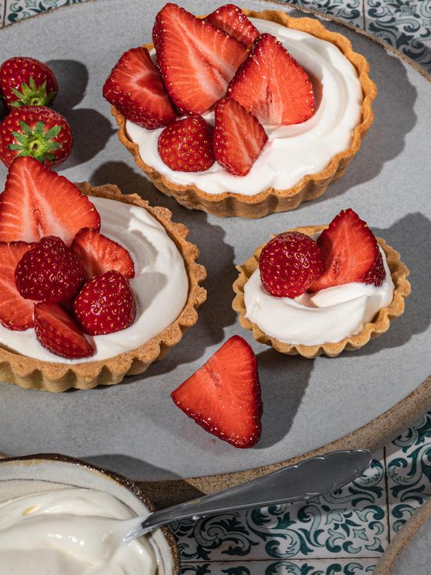 Erdbeer-Tartelettes: Wie im Himmel, so mit Beeren