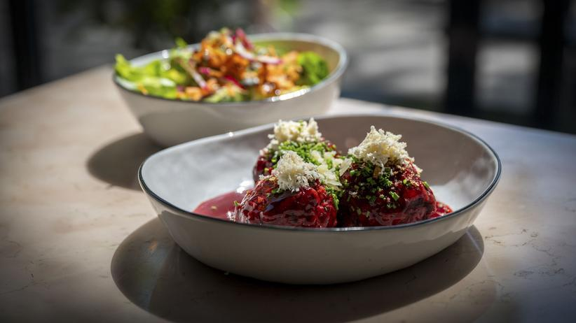 Rote-Bete-Knödel: Knödel zum Rotsehen