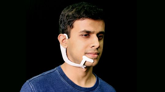 New MIT Headset Can 'Hear' Your Thoughts and Respond