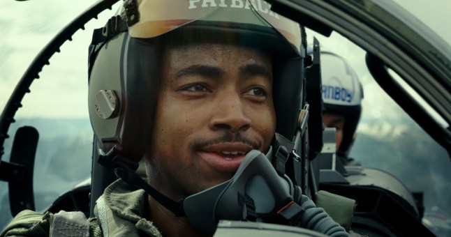 JAY ELLIS PLAYS "PAYBACK" IN TOP GUN: MAVERICK FROM PARAMOUNT PICTURES, SKYDANCE AND JERRY BRUCKHEIMER FILMS.