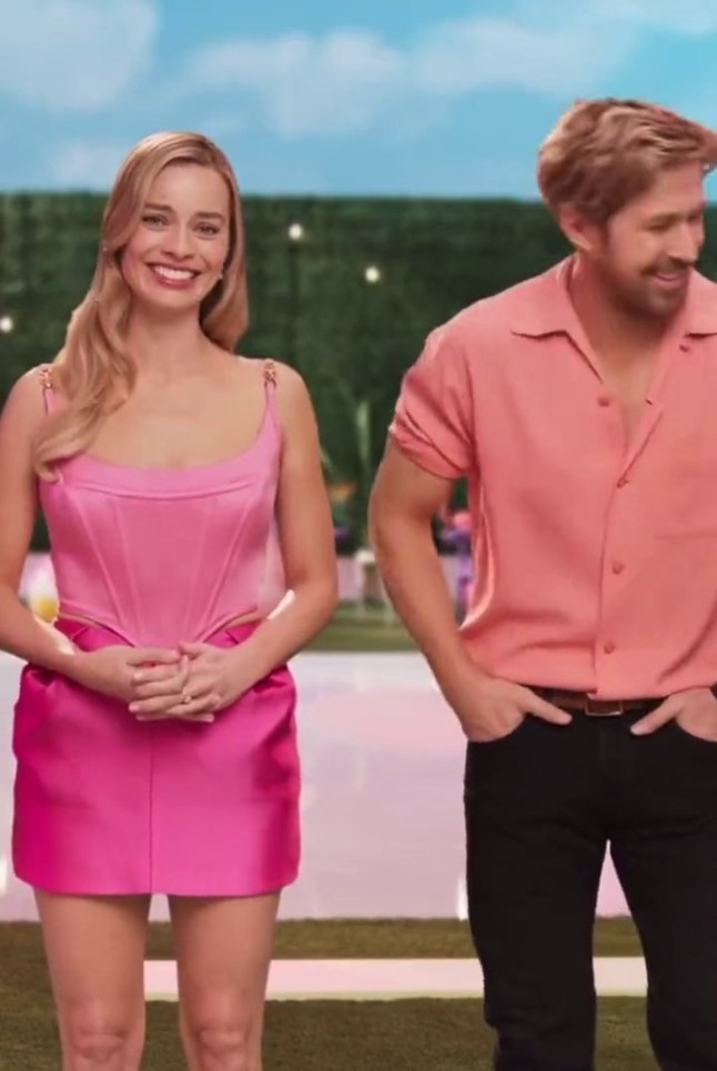 Picture 1001820719 08/07/2023 at 15:13 Owner : Metro_co_uk Local Feed Marked as viewed Margot Robbie loses it after Ryan Gosling makes real-life Ken blunder on Barbie tour Picture: warner bros