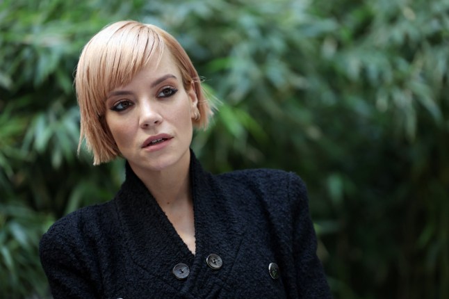 MILAN, ITALY - SEPTEMBER 24: Lily Allen ahead of the Giorgio Armani fashion show during the Milan Fashion Week Womenswear Spring/Summer 2024 on September 24, 2023 in Milan, Italy. (Photo by Vittorio Zunino Celotto/Getty Images)