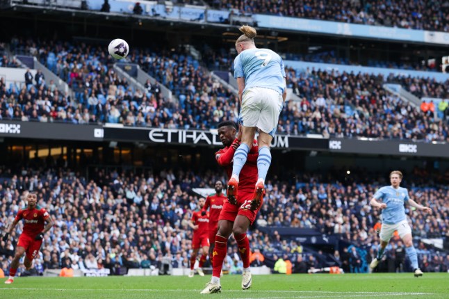 Manchester City v Wolverhampton Wanderers - Premier League