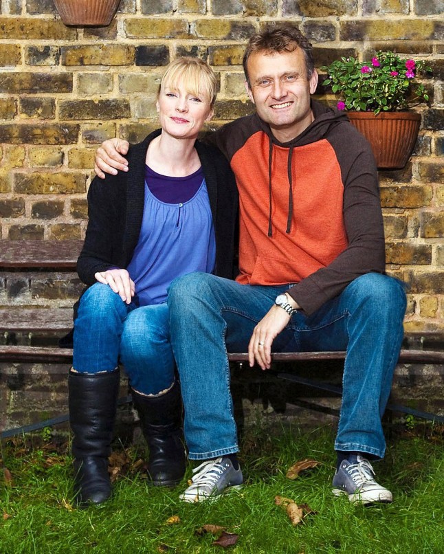 Television programme: OUTNUMBERED. (l/r) Mum (Claire Skinner), Dad (Hugh Dennis), TX: BBC One