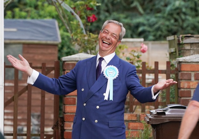 BGUK_2966780 - LONDON, UNITED KINGDOM - Nigel Farage and Billionaire property developer Nick Candy knock on doors at 8pm in jaywick near Clacton on Sea in Essex less that two hours before the polls close Pictured: Nigel Farage BACKGRID UK 4 JULY 2024 BYLINE MUST READ: Stephen Butler / BACKGRID UK: +44 208 344 2007 / uksales@backgrid.com USA: +1 310 798 9111 / usasales@backgrid.com *Pictures Containing Children Please Pixelate Face Prior To Publication*