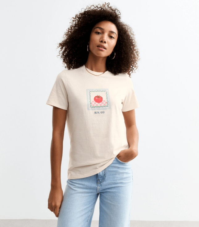 Image of White Cotton Tomato Print T-Shirt from New Look