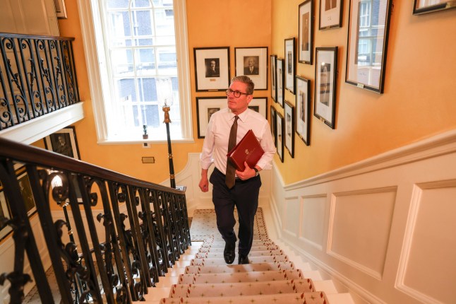 06/07/2024. London, United Kingdom. Prime Minister Keir Starmer walks up the staircase of 10 Downing Street. Picture by Simon Dawson / No 10 Downing Street