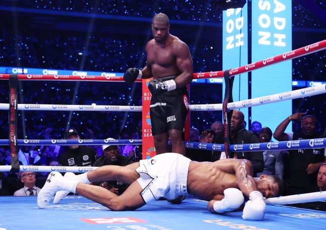 LONDON, ENGLAND - SEPTEMBER 21: Daniel Dubois knocks out Anthony Joshua during the IBF World Heavyweight Title fight between Daniel Dubois and Anthony Joshua, on the Riyadh Season - Wembley Edition card at Wembley Stadium on September 21, 2024 in London, England. (Photo by Richard Pelham/Getty Images)