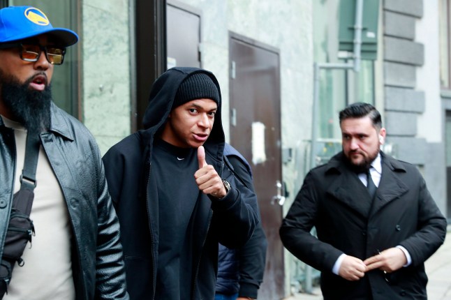 ***OUT AFTONBLADET*** Mandatory Credit: Photo by Lars H?glund/Shutterstock (14777503j) Injured French soccer player Kylian Mbapp? leaves the Bank hotel where he has stayed during his visit to Stockholm. Kylian Mbappe in Stockholm, Sweden - 11 Oct 2024