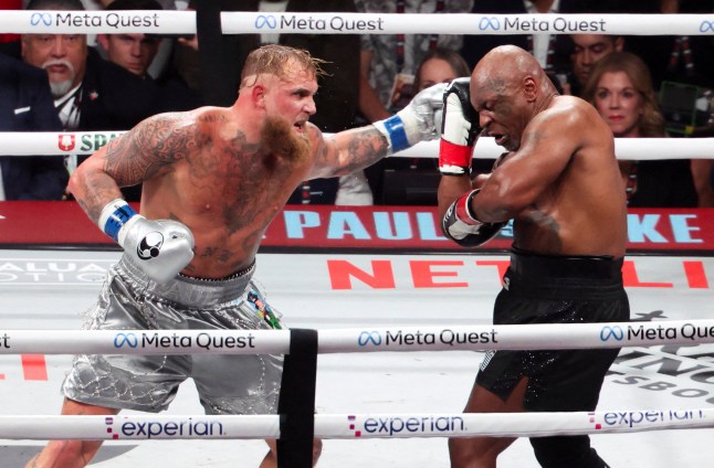 Nov 15, 2024; Arlington, Texas, UNITED STATES; Mike Tyson (black gloves) fights Jake Paul (silver gloves) at AT&T Stadium. Mandatory Credit: Kevin Jairaj-Imagn Images TPX IMAGES OF THE DAY