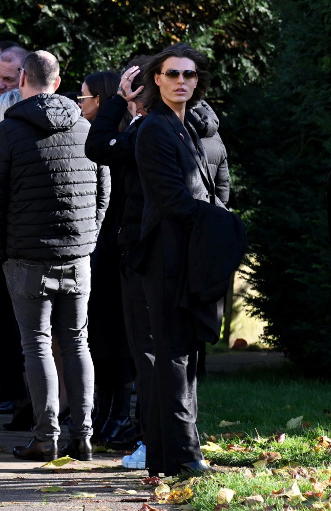 Damian Hurley (C), arrives at the funeral of Liam Payne, at a church in the Home Counties. November 20, 2024. Release date ? November 20, 2024. The funeral of One Direction star Liam Payne takes place today, just over a month after he died at the age of 31. The musician died after falling from a third-floor balcony of a hotel in Buenos Aires, Argentina. An autopsy confirmed the 31-year-old had suffered internal and external bleeding and multiple traumatic injuries sustained as a result of the fall.