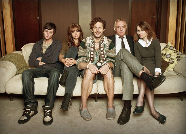 Television Programme: Cuckoo with TYGER DREW HONEY as Dylan, TAMLA KARI as Rachel, ANDY SAMBERG as Cuckoo, GREG DAVIES as Ken and HELEN BAXENDALE as Lorna. Programme Name: Cuckoo - TX: n/a - Episode: n/a (No. 1) - Embargoed for publication until: n/a - Picture Shows: (L-R) Dylan (TYGER DREW HONEY), Rachel (TAMLA KARI), Cuckoo (ANDY SAMBERG), Ken (GREG DAVIES), Lorna (HELEN BAXENDALE) - (C) Roughcut TV - Photographer: Dave King