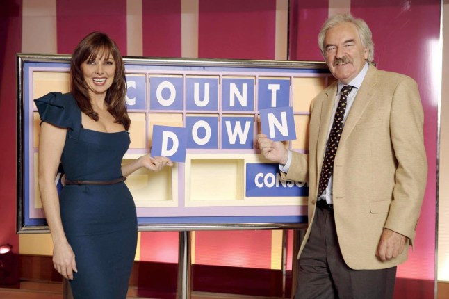 TELEVISION PROGRAMME: COUNTDOWN Carol Vorderman and new Countdown presenter Des Lynam, who takes over from the late, great Richard Whiteley, Monday October 31, 2005. Lynam's first shift fronting the long-running words and numbers quiz is transmitted on Channel 4 today. Watch for PA story SHOWBIZ Countdown. PRESS ASSOCIATION photo. Photo credit should read: Channel 4/PA.