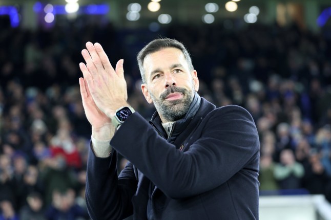 LEICESTER, ENGLAND - DECEMBER 3: Leicester City Manager Ruud van Nistelrooy ahead of the Premier League match between Leicester City and West Ham United at King Power Stadium on December 3, 2024 in Leicester, United Kingdom. (Photo by Plumb Images/Leicester City FC via Getty Images)