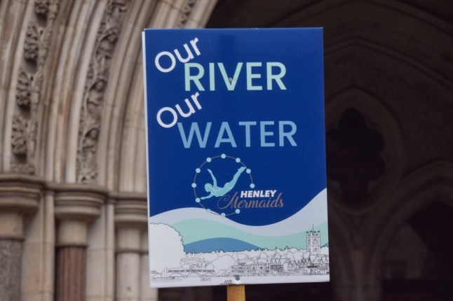 Mandatory Credit: Photo by Vuk Valcic/ZUMA Press Wire/Shutterstock (15011367o) Campaigners gather outside the Royal Courts of Justice urging the court to block the Thames Water application for a 3 billion pound bailout, which the campaigners say would cost each household 250 pounds annually. Thames Water bailout hearing at the Royal Courts of Justice, London, England, Uk - 17 Dec 2024