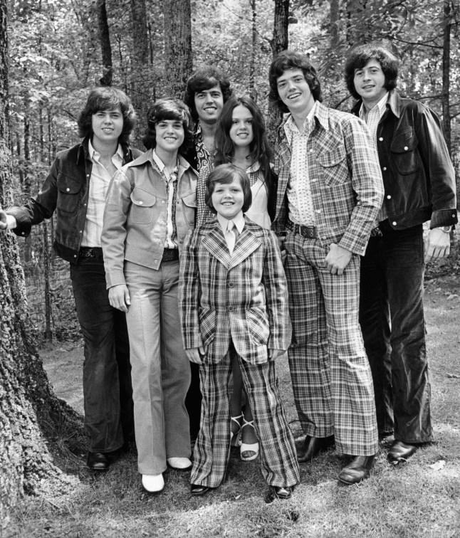 Editorial use only. No book cover usage. Mandatory Credit: Photo by Kobal/REX/Shutterstock (5866238b) Osmond. Wayne, Donnie Osmond, Alan Osmand, Marie Osmond, Alan Osmand, Jay Osmond, Jimmy Osmond Donnie Osmond / Marie (c1974) Portrait