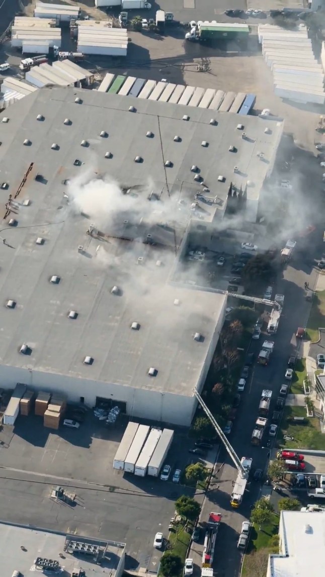 FULLERTON, Calif. (KABC) -- A small plane crashed Thursday afternoon in Fullerton, resulting in a 4-alarm fire and triggering a massive response from firefighters and police, authorities said. The crash was reported shorty after 2 p.m. in the 2300 block of West Raymer Avenue. A plume of thick black smoke rose into the air above the scene and was visible for miles. The number of possible injuries was not immediately clear. The cause of the crash was unknown. DEVELOPING: More details will be added to this report as they become available. FULLERTON, Calif. (KABC) -- A small plane crashed Thursday afternoon in Fullerton, resulting in a 4-alarm fire and triggering a massive response from firefighters and police, authorities said. The crash was reported shorty after 2 p.m. in the 2300 block of West Raymer Avenue. A plume of thick black smoke rose into the air above the scene and was visible for miles. The number of possible injuries was not immediately clear. The cause of the crash was unknown. DEVELOPING: More details will be added to this report as they become available.