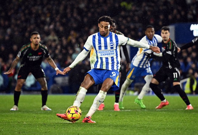 Soccer Football - Premier League - Brighton & Hove Albion v Arsenal - The American Express Community Stadium, Brighton, Britain - January 4, 2025 Brighton & Hove Albion's Joao Pedro scores their first goal from the penalty spot REUTERS/Dylan Martinez EDITORIAL USE ONLY. NO USE WITH UNAUTHORIZED AUDIO, VIDEO, DATA, FIXTURE LISTS, CLUB/LEAGUE LOGOS OR 'LIVE' SERVICES. ONLINE IN-MATCH USE LIMITED TO 120 IMAGES, NO VIDEO EMULATION. NO USE IN BETTING, GAMES OR SINGLE CLUB/LEAGUE/PLAYER PUBLICATIONS. PLEASE CONTACT YOUR ACCOUNT REPRESENTATIVE FOR FURTHER DETAILS..