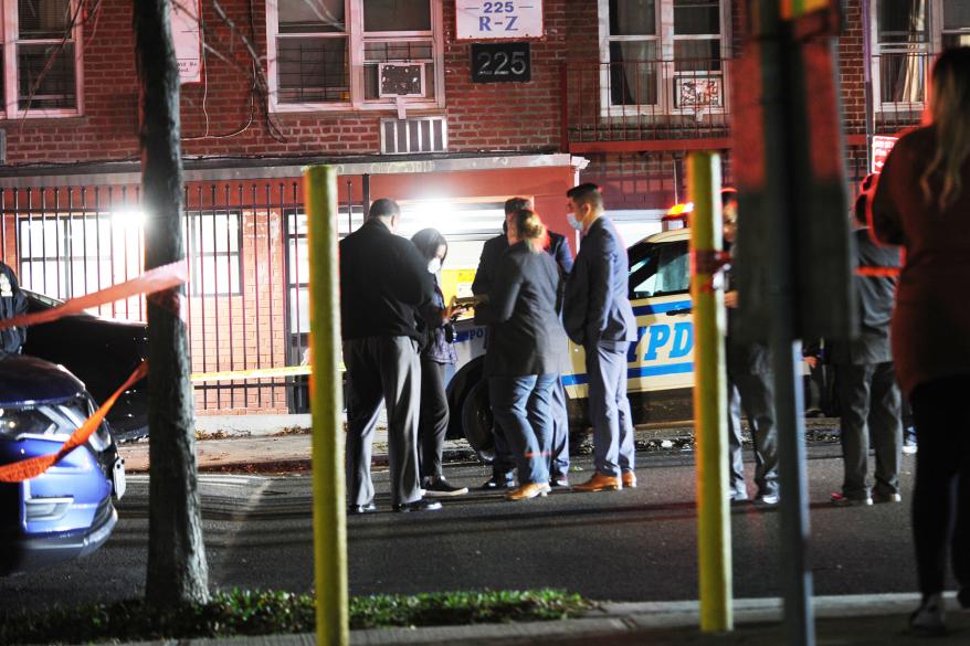 The scene of a shooting at 255 Park Hill Avenue, Staten Island.