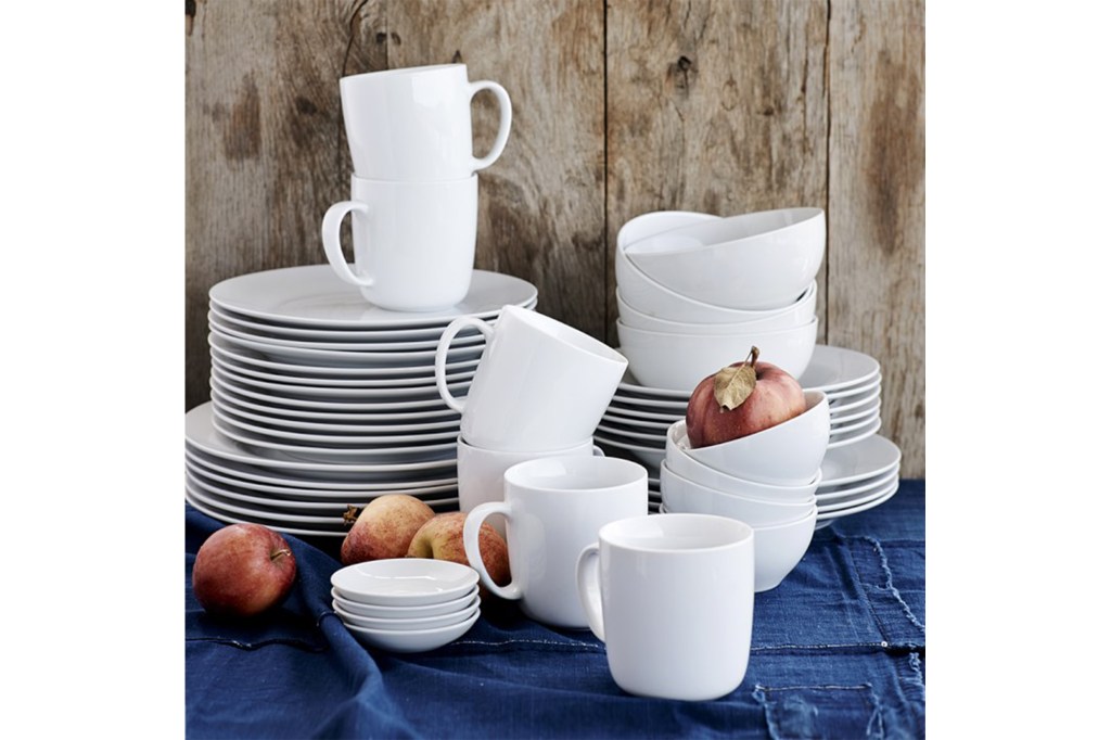 Open Kitchen by Williams Sonoma Dinnerware Collection