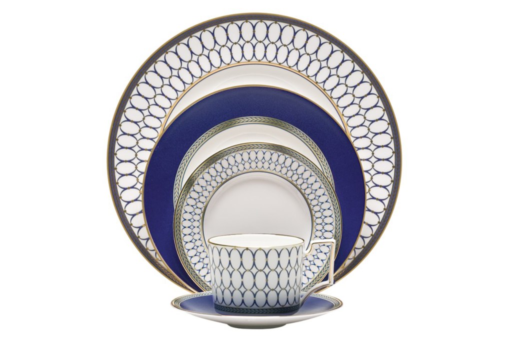 Wedgwood Renaissance Gold 5-Piece Dinnerware Set