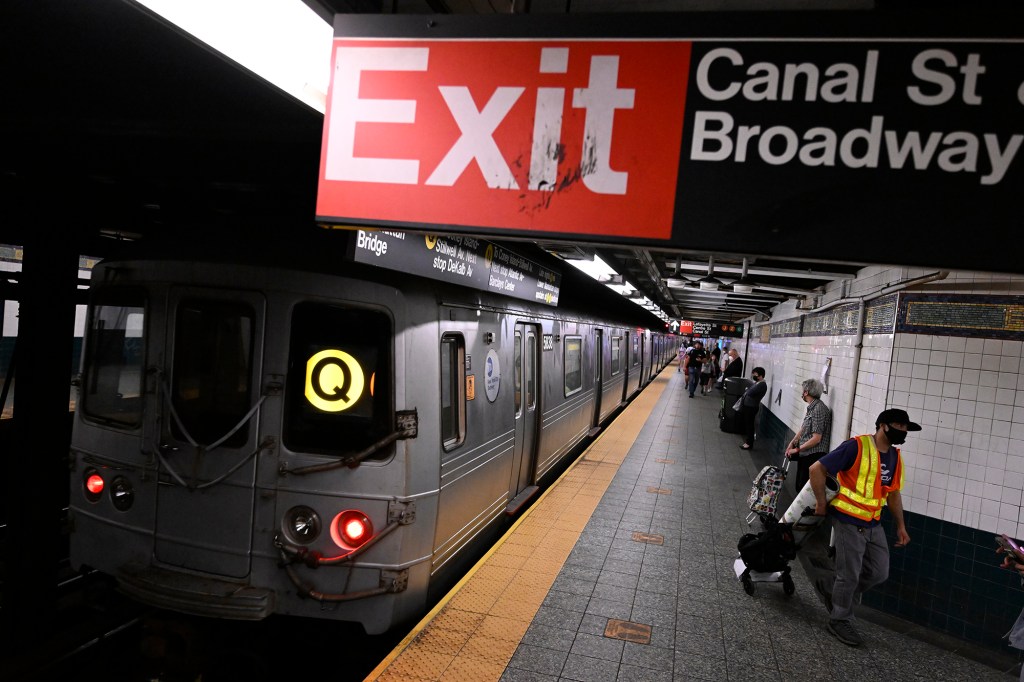 Canal street subway station