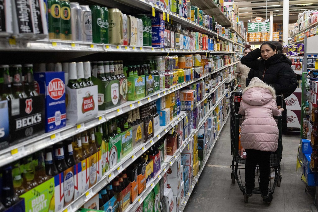 Grocery shoppers