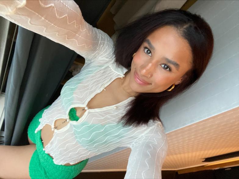 Sidney Beckles went viral on TikTok for looking just like Meghan Markle -- and constantly gets trolled for it.