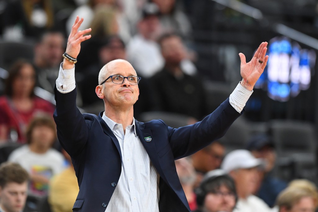 Dan Hurley celebrates during the Sweet Sixteen round against the Arkansas Razorbacks.