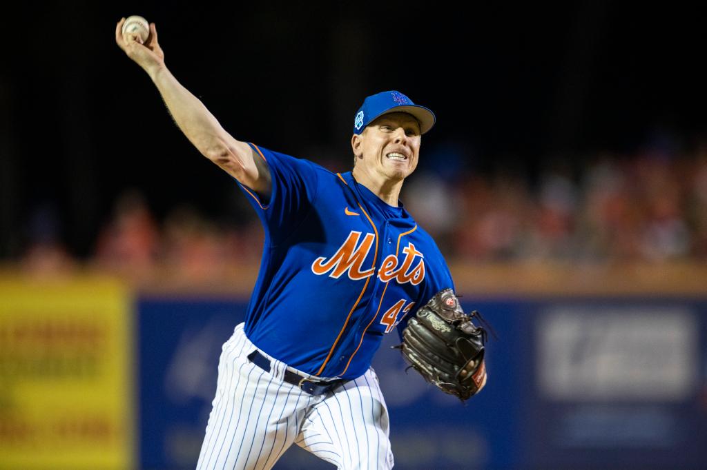 New York Mets relief pitcher Jeff Brigham throws in the third inning of a Spring Training game against the Miami Marlins at Clover Park.