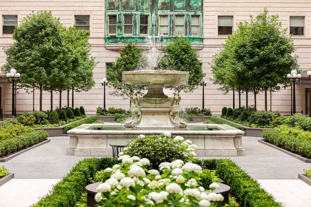 Courtyard fountain at the Belnord