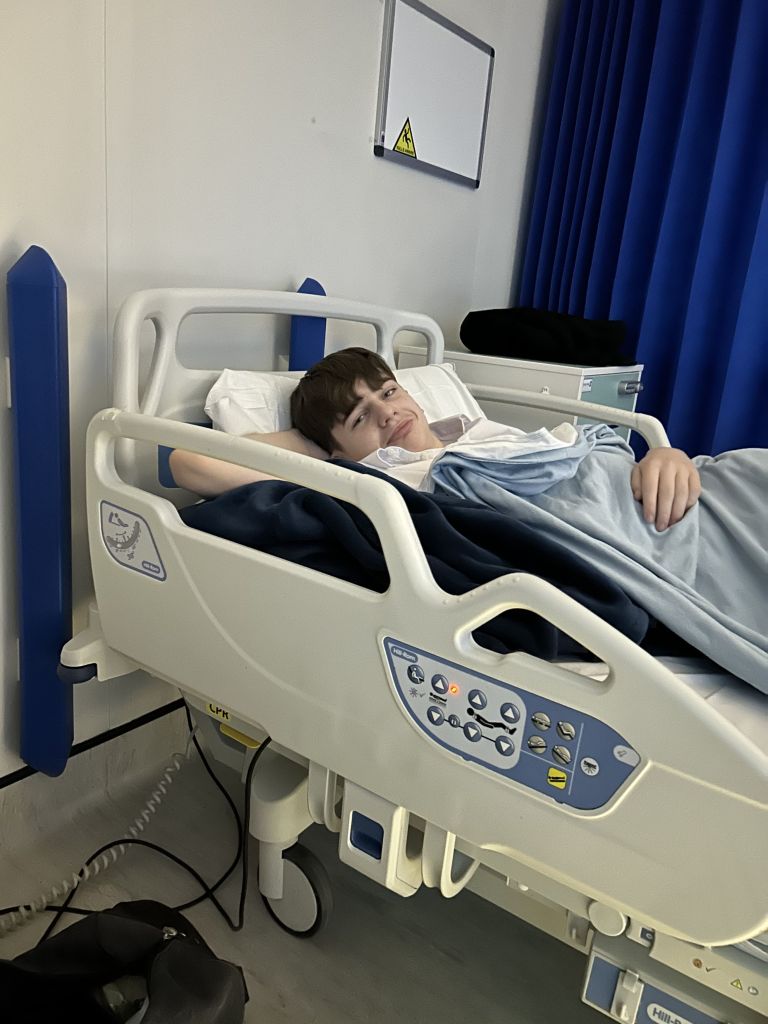 The teen managed to get checked into the Royal Stoke University Hospital where the doctor said the thing inside Thomas' skull was a grade one brain tumor or pilocytic astrocytoma, which is classified as the slowest growing form of brain tumor according to the Mayo Clinic. 