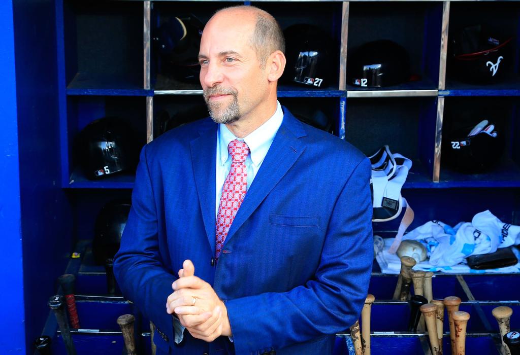 John Smoltz's incessant analysis after every pitch has damaged FOX national baseball broadcasts, Phil Mushnick writes.