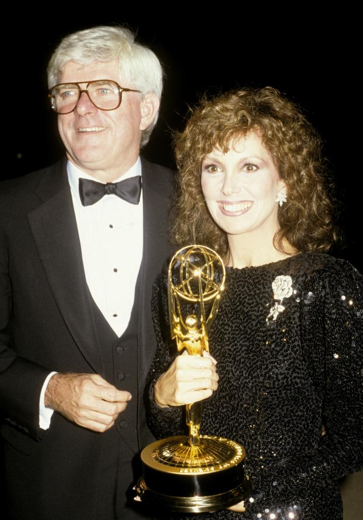 Phil Donahue Marlo Thomas 1986 Primetime Emmys