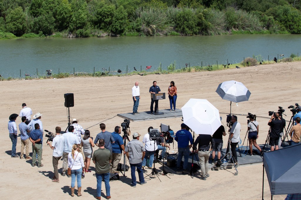 Sunday, the Florida governor toured the border by land and by boat on the Rio Grande, the river that separates Texas from Mexico and serves as the international boundary.